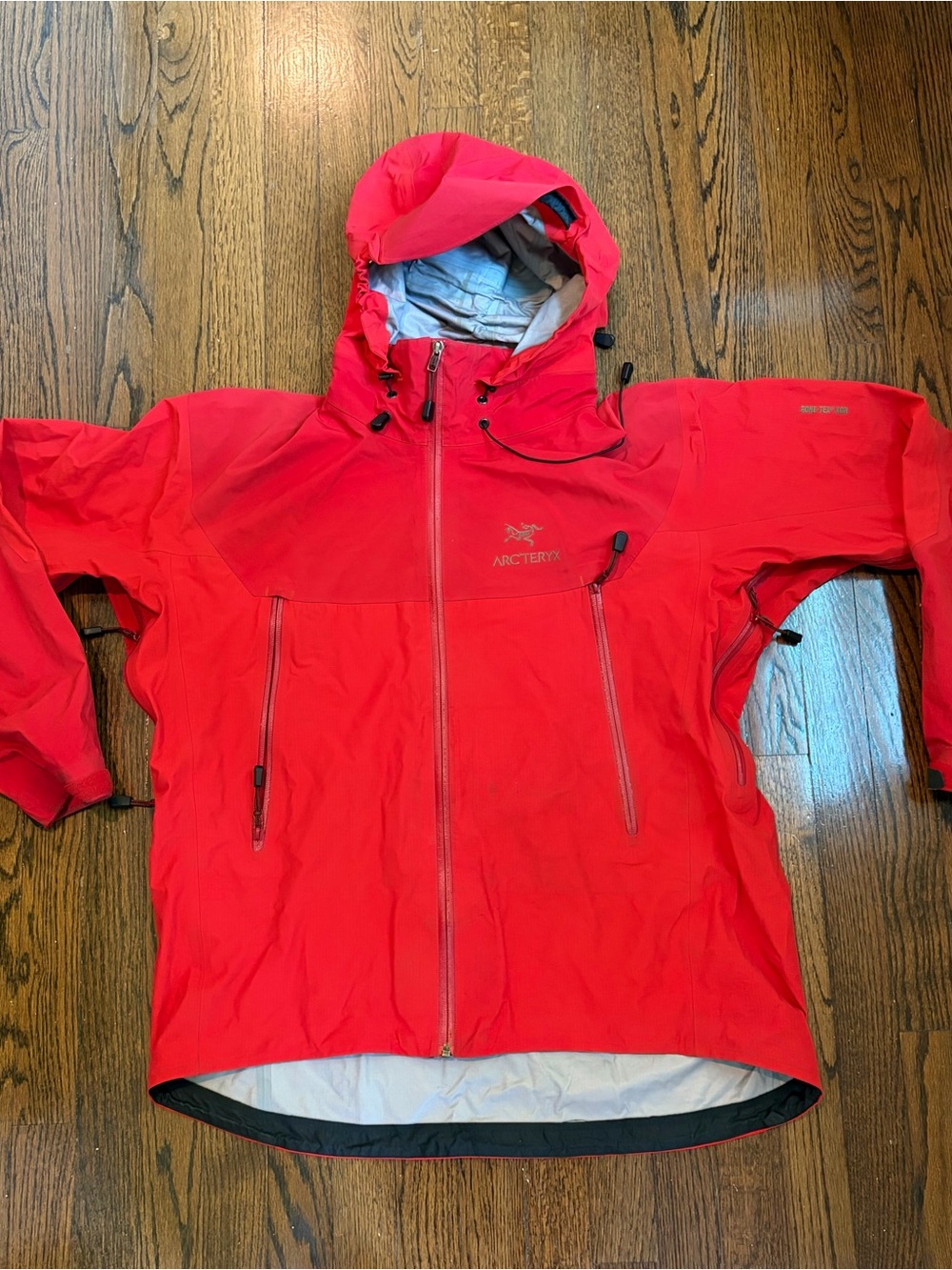 Arc’teryx Vintage Hardshell Beta AR Jacket